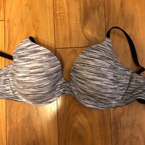 Victoria’s Secret Bra- size 34 D